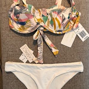 L*SPACE CAMELLIA Underwire Bikini Top Size: M & Sandy Bottom Size: S